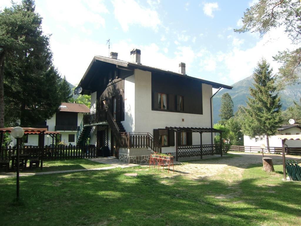 Ferienwohnung Casa Pippi Val Maria-Pur Exterior foto